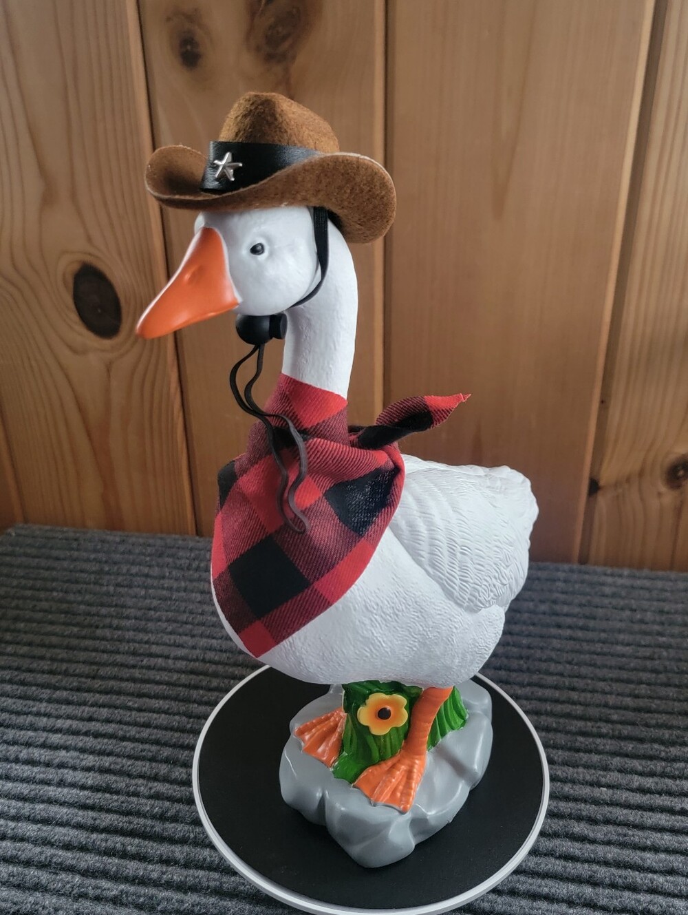 Porch goose weather resistant plastic resin NWT